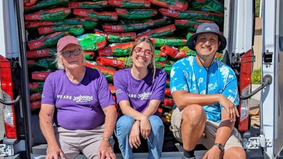 Free Pet Food Pantry in Richmond